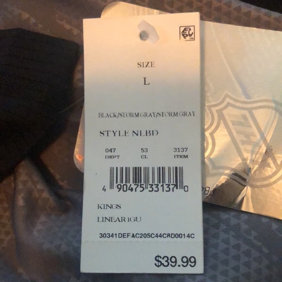 Los Angeles Kings Pullover Size: Large NWT, Black & Grey - Picture 5 of 5